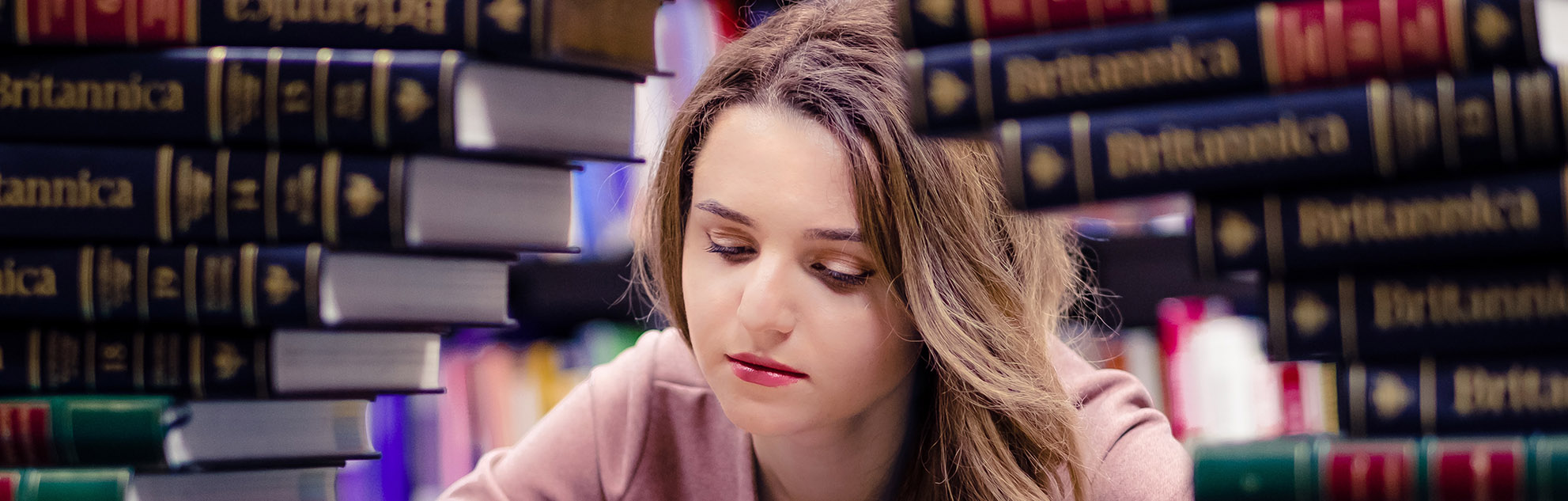 test anglais 1983px victoria priessnitz ZJD7HUBIlSc unsplash